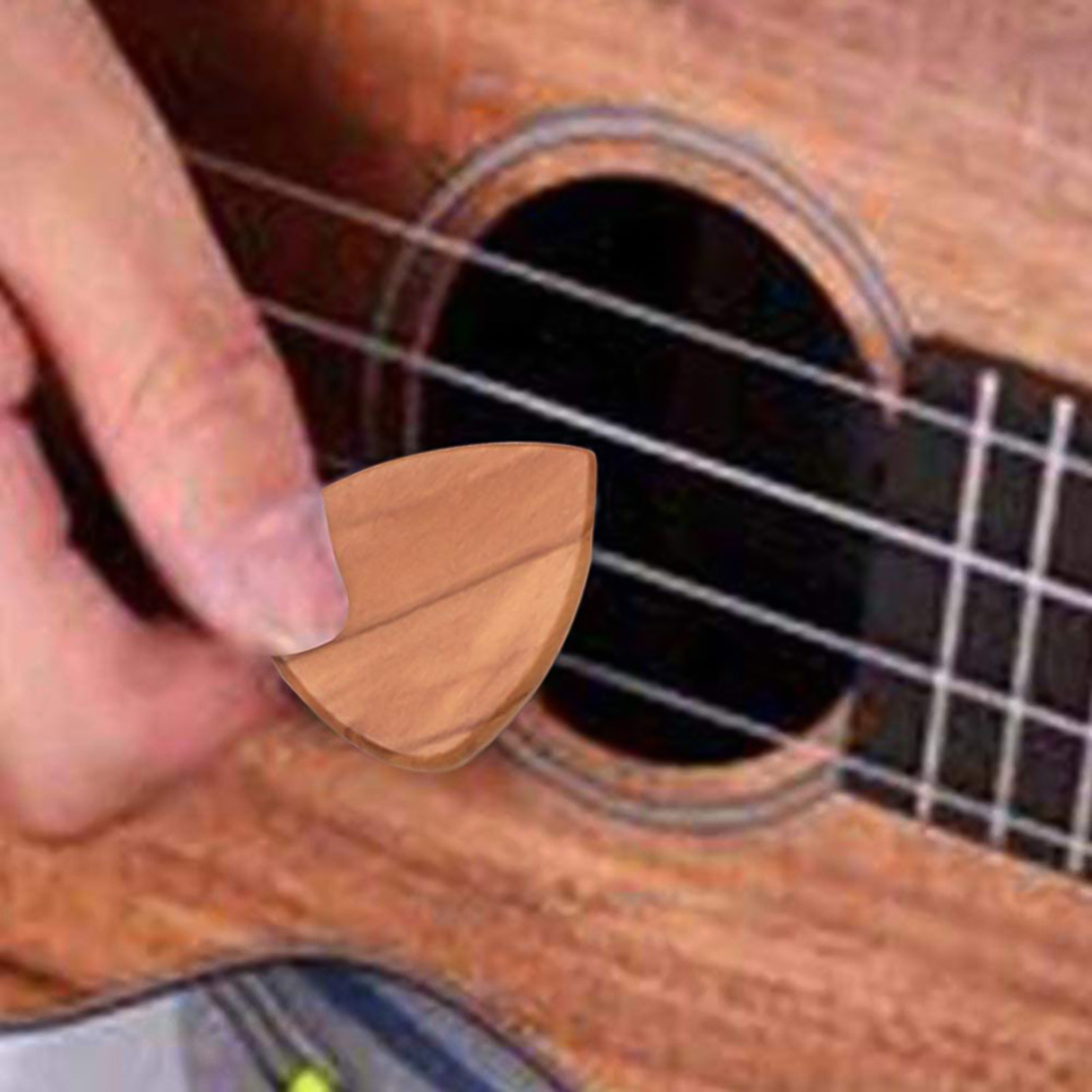 Description Picture 4 of itemPortable Solid Wood Acoustic Guitar Pick Wooden Storage Box Electric Bass Plectrum Mediator Musical Instrument Guitar Accessory