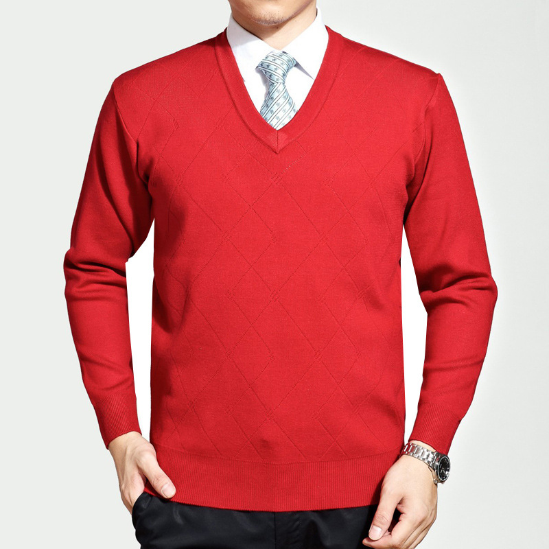 2014 new winter thickening male high-end leisure red collar V this animal year mens knitted sweater