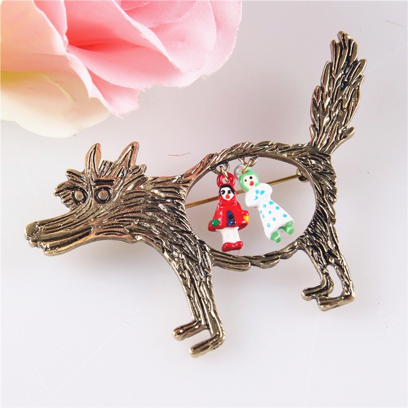 Fashion Vintage Wolf Brooch jewelry Little Red Riding Hood Unique Epaulette Brooches BX004