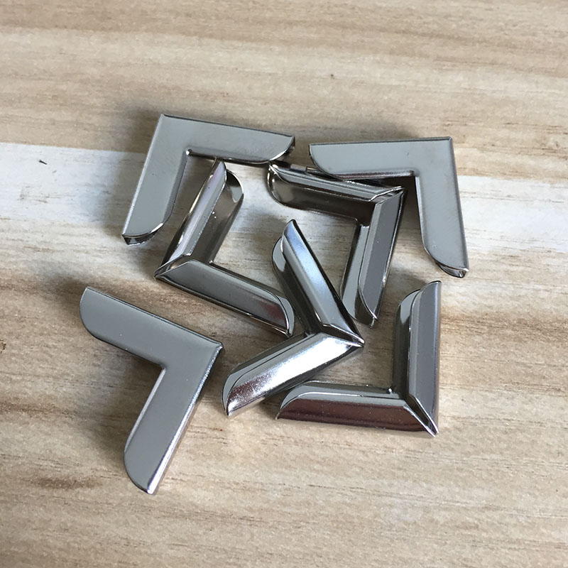 Description Picture 2 of item50PCs Book Corner Scrapbooking Albums Menus Folders Protectors Silver White 20x20x5mm F9305