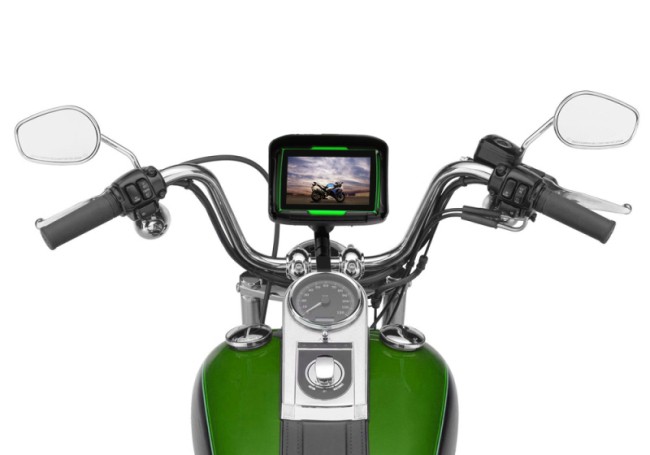 4.3inch Touchscreen Waterproof Motorcycle GPS Navigation NAV 8GB2