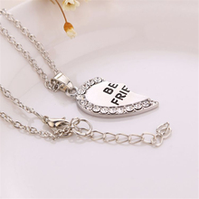 Hot Selling New Style Broken Heart Pendant Best Friend Puzzle Necklaces Gift for Girl Friend Fashion