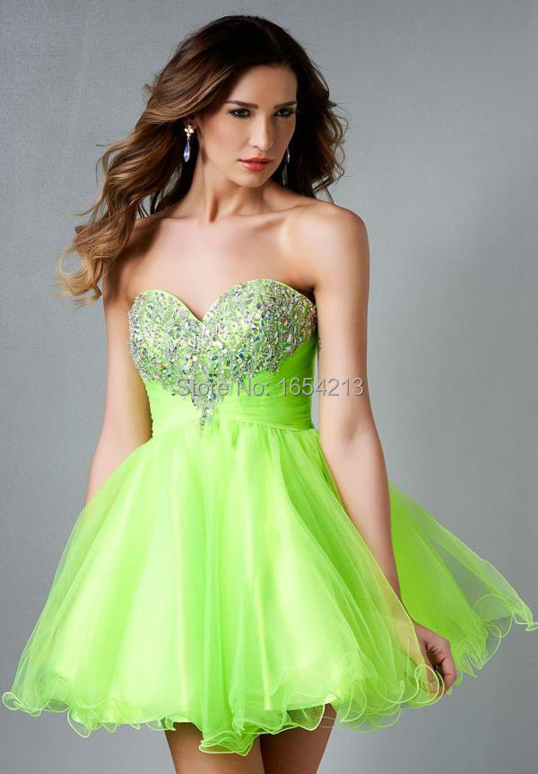 Resultado de imagen para vestidos de 15 cortos verde manzana