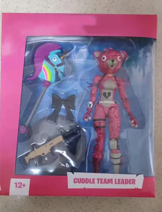 cuddle team leader figurine