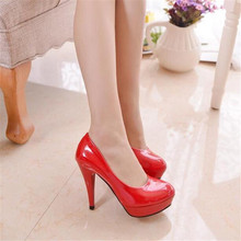 Free shipping !!!new black stiletto heel four pure color waterproof big yards career woman single job interview leather shoes
