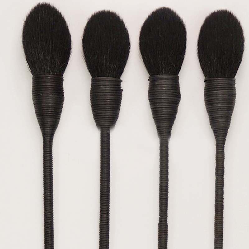 Free Shipping Only Black Beauty Makeup Tool Rattan Goat Hair Brush Fashion Powder Foundation Tool