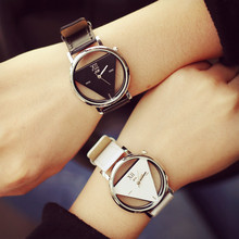 Moda Casual Women ‘ s Watch triángulo de lujo de pulsera de cuarzo Skeleton acero inoxidable Relogio Feminino reloj nuevo estilo