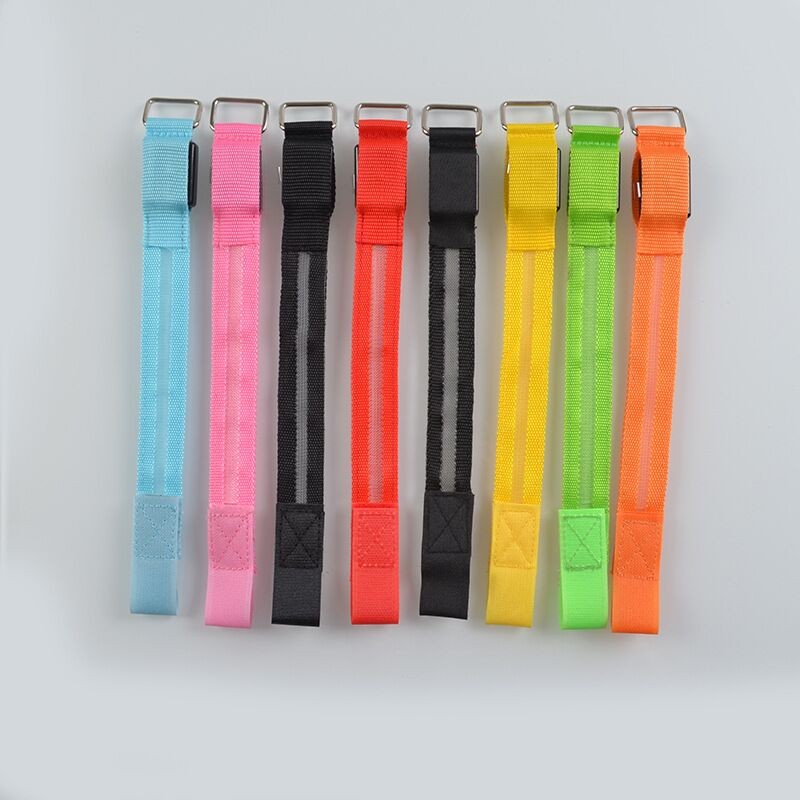 FD151 LED Naylon Pet köpek tasması ve Parlayan kolye Gece Güvenlik