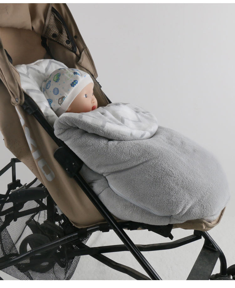 Brand 4 seasons Baby Warm Sleeping Bag Pram Stroller Bed