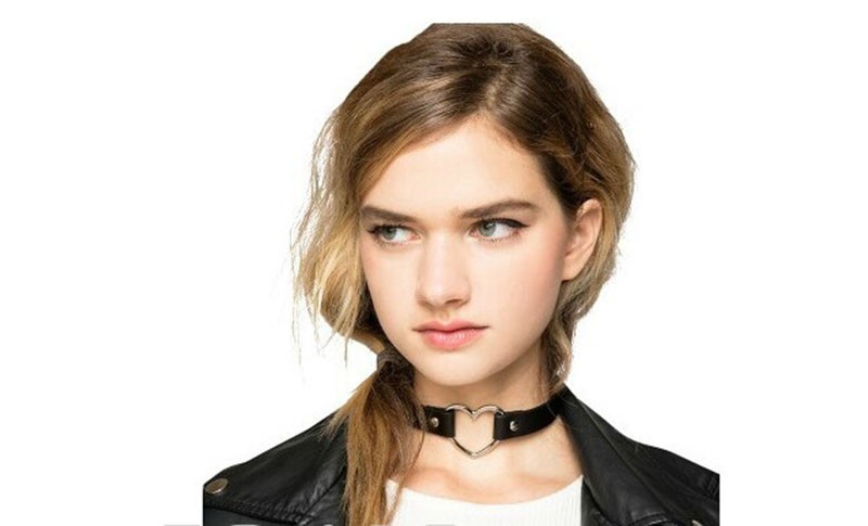 Leather Heart Choker Necklace5