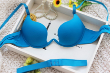 Hot Brand Designer Women Sexy Bra Deep U Low Cut Bralette Push Up Bras Invisible Strappy