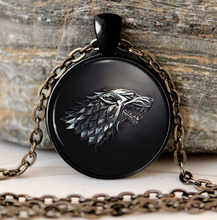 Game of Thrones Necklace Pendant  House of Stark Black Wolf Jewelry Gothic Glasses Pendant Necklace  Sweater Chain Gift For Kids