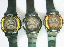 New 2015 Girl Boy Sport Digital LED Quartz Alarm Day Date Gel Silicone Wristwatch