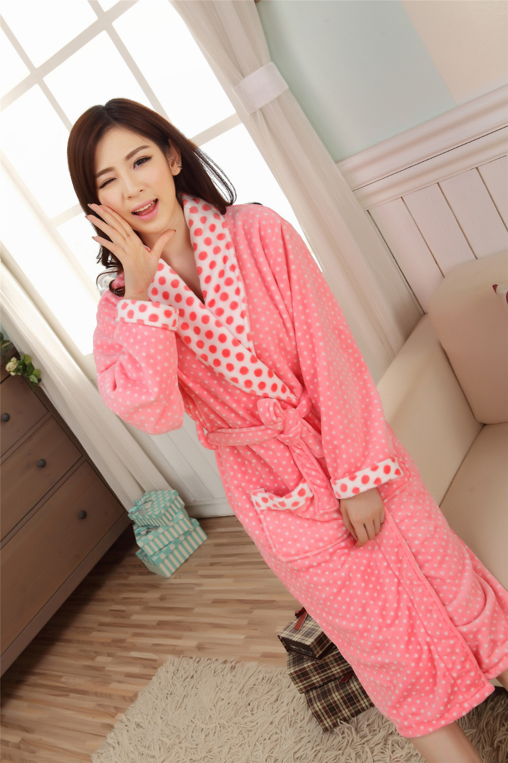 New Listing Polka Dot Princess Sleepwear For Women Thick Flannel Pajamas Nightgown Wholesale_4