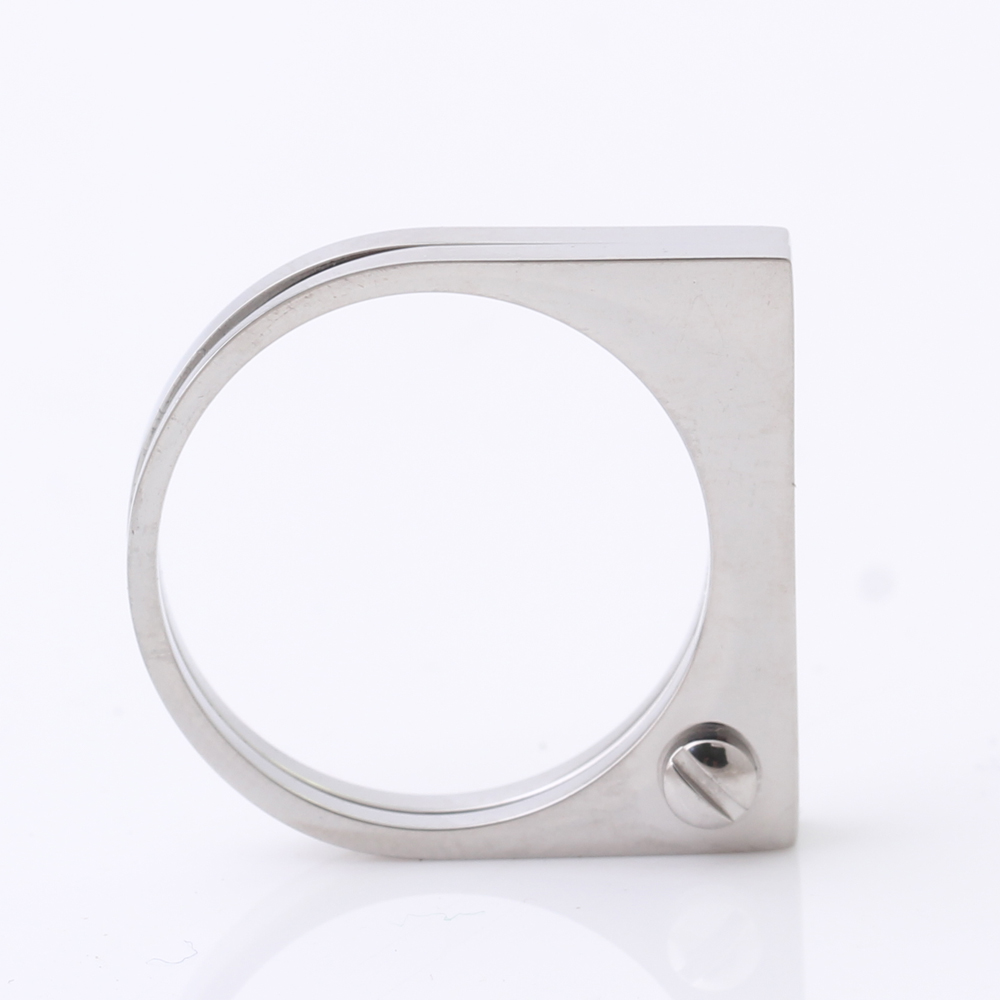 Fashion Flat Shackle Tag Ring punk Screw Finger Ring Rose Gold Color Fashion Flat Shackle Tag Ring punk Screw Finger Ring Rose Gold Color Rings For Women Titanium Steel Ring Jewelry Wholesale us504