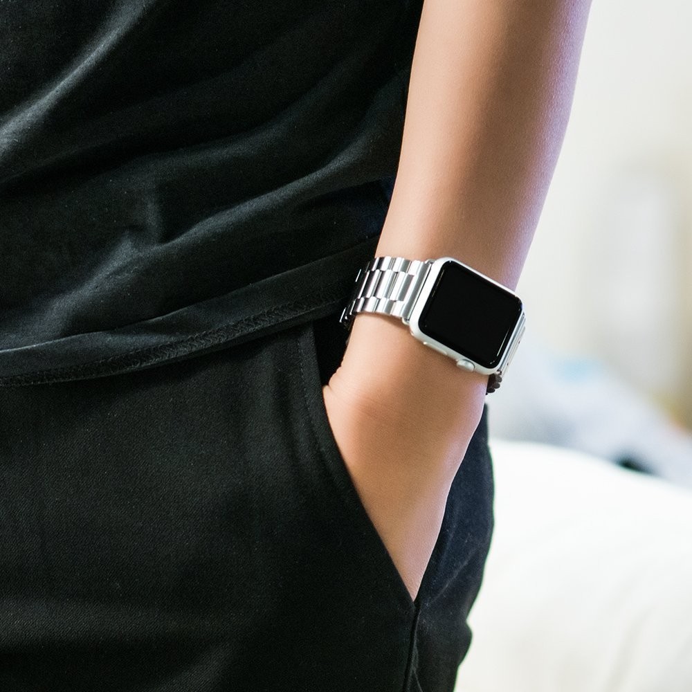 38mm apple watch on wrist