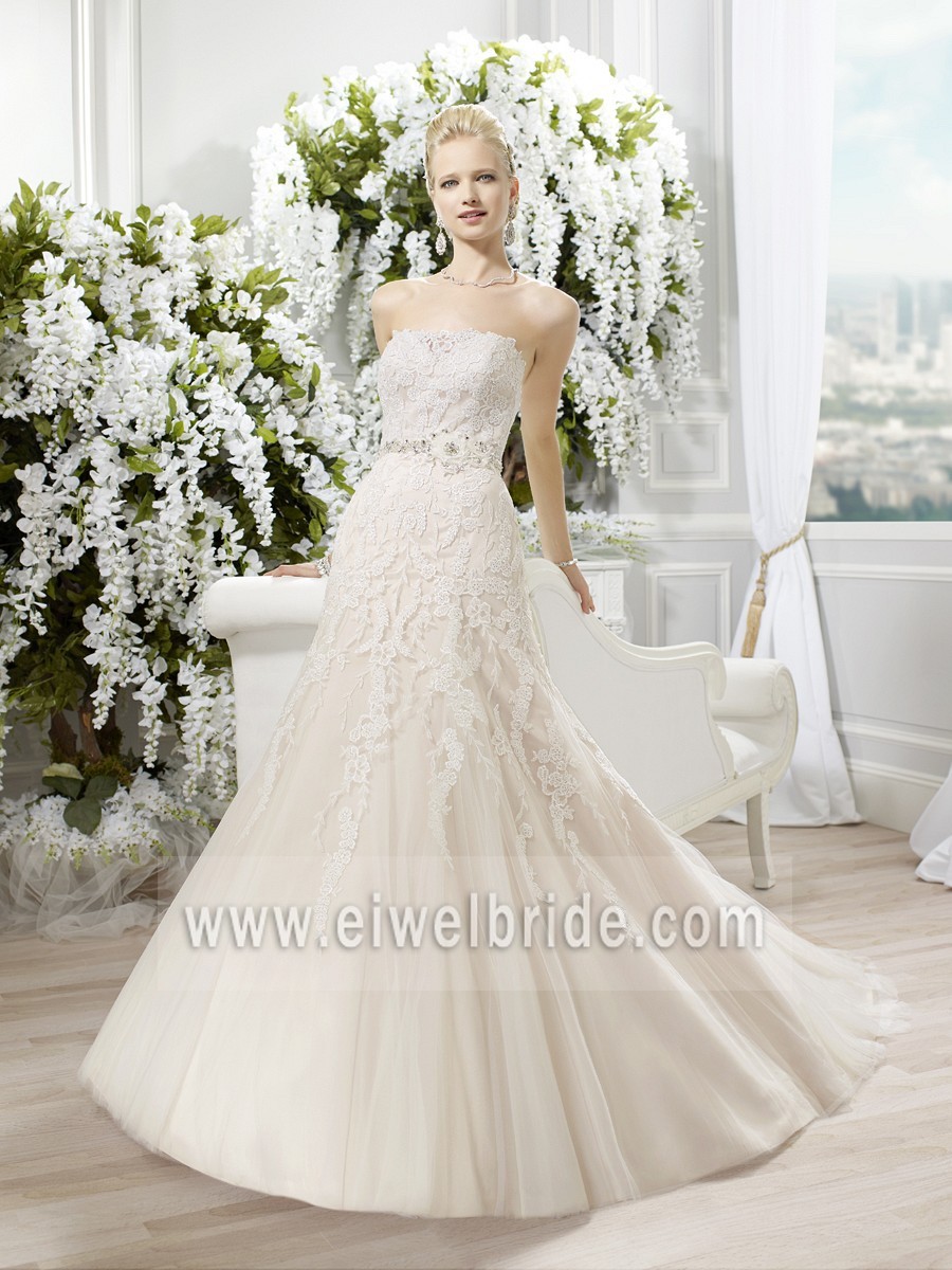 Italian manufacturers of wedding dress