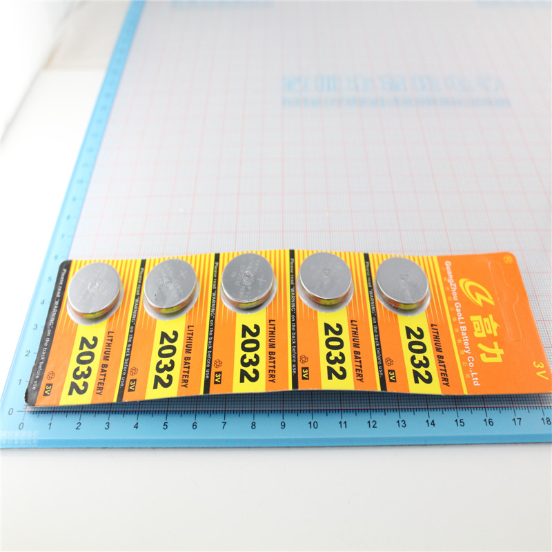 Free shipping 100PCS CR2032 3V Cell Battery Button Battery ,Coin Battery,cr 2032 lithium battery For Watches,clocks, calculators