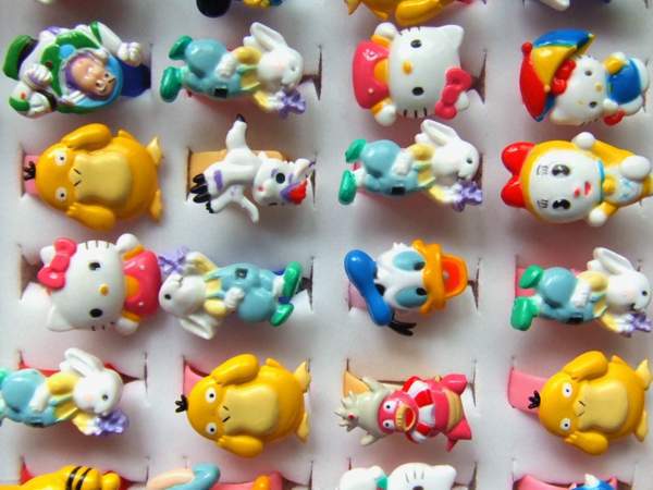  10pcs Wholesale Mixed Lot Resin Lucite Children Kids Cartoon Rings Jewelry 13 15mm