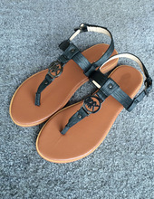 The flat sandals leisure size flat with pinch shoes 1028 26