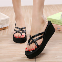 2016 Women Summer Slippers Beach Flip Flops Lady Slippers New Fashion Beach Casual Home House Slipper Platform Flat Leisure