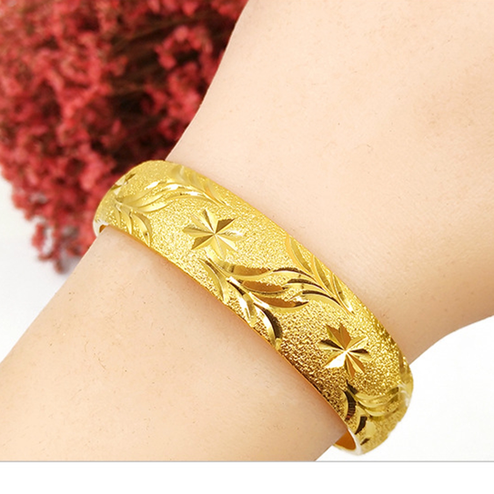 gold thick bracelet