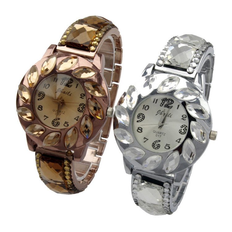 2016 fashion brand female big diamond watch New Stainless Steel Watch Strap Ladies quartz watch ZN021