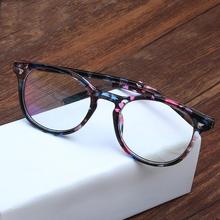 Women s eyeglasses Vintage Rivet Radiation protection green film lens glasses frame for women eyewear 2015