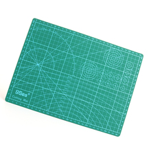 PVC Rectangle Self Healing Cutting Mat Tool 3 Layer A4 Craft Dark green 30cm x22cm, 1 Sheet