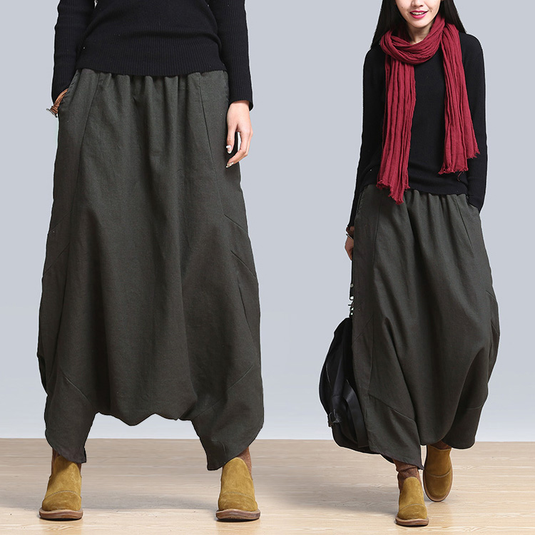 Harem sweats women Putting a statement look together is simple when you start with a pair of our women's harem pants. Browse our affordable selection of cropped, patterned and classic harem pants perfect for casual and dressy events alike.