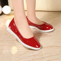 Spring New Comfortable Ladies Flats Shinny Patent Leather Upper High Quality Women Slip On Driving Loafers