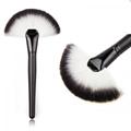 1PC HQ Fashion Women Professional Pro Makeup Large Fan Goat Hair Blush Soft Face Powder Foundation