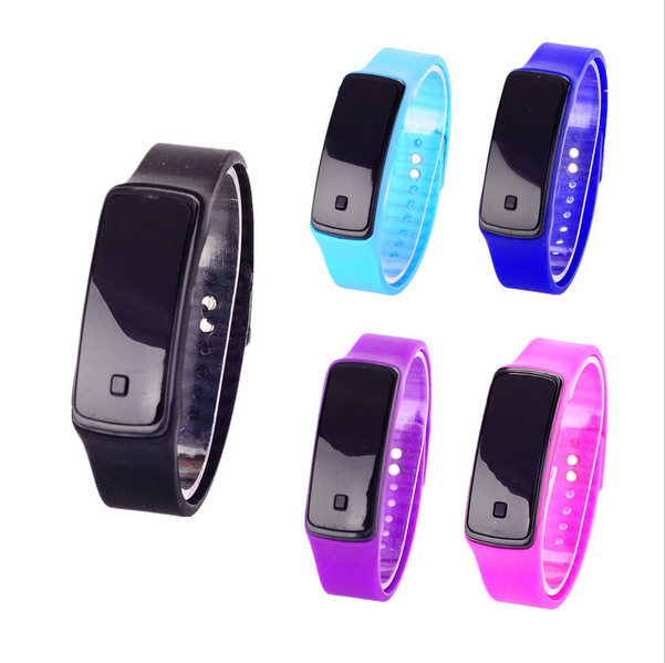 LED Watch 2015 Fashion Sport Digital Watch Silicone Running Bracelet Watch For Women Men Kids Wristwatch
