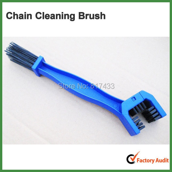 Motorcycle bicycle chain cleaning brush