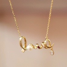 Wholesales Fashion New 2015 Christmas Gift Gently Around A Heart Of Love Chic LOVE Necklace Jewelry  Free shipping
