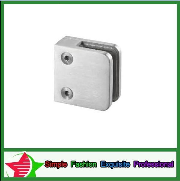 WWG04Stainlesssteelhangingglassclampglasspanelclamp.jpg