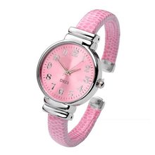 Women Fashion Digital Style Relogio Cuff Bracelet Band Watch Quartz Analog Wrist Watch