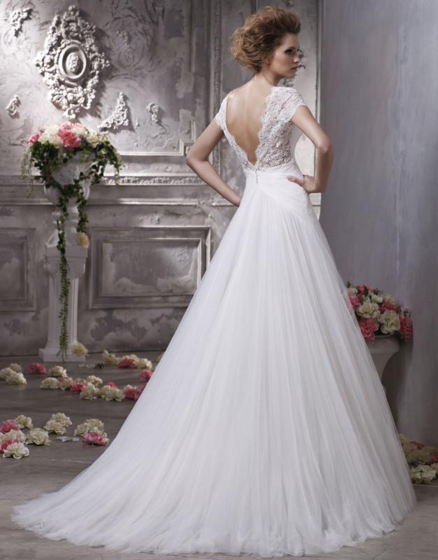 Wedding dress imperial