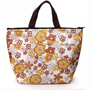 The research This LISH bag is intended for the sporty user who wishes to tote multiple small meals and snacks at once, either to the gym or on a hiking trip. Users who wish to cook and transport healthy meals will find this bag a viable option.