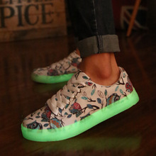 2015 emitting luminous glowing shoes men and women autumn canvas led shoes for adults no basket led Fluorescence