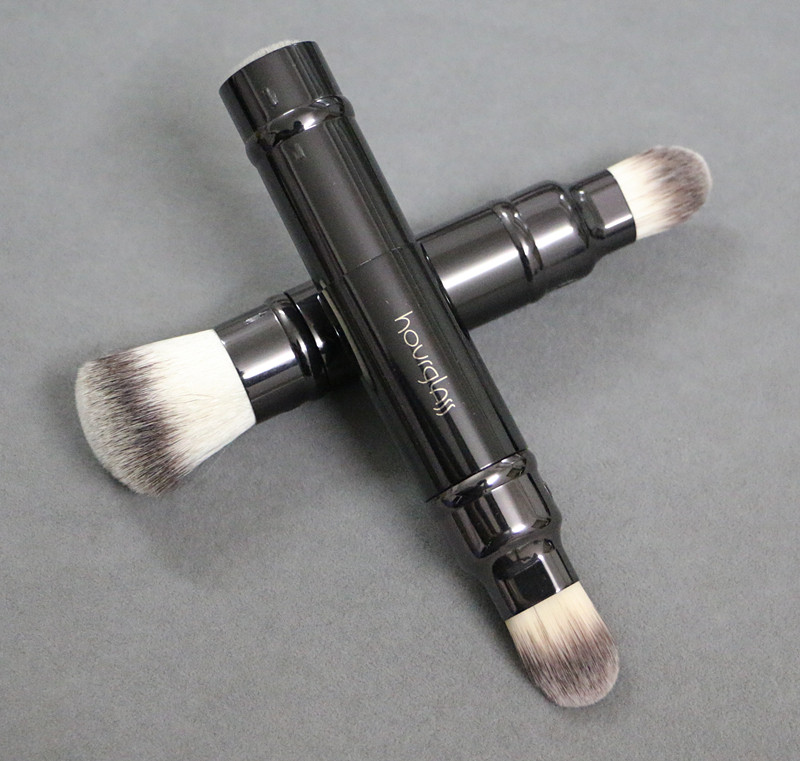 Professional Cosmetics Makeup Brush Hourglass Foundation/Concealer