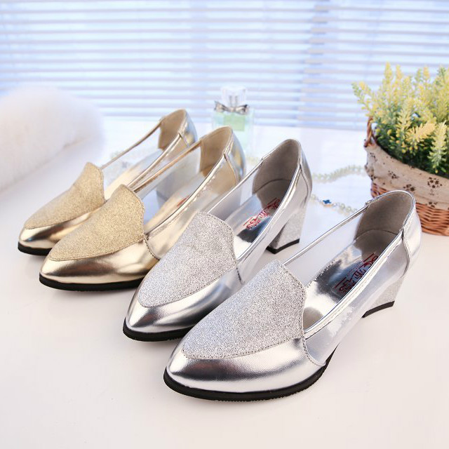 Womens wide cheap dress shoes