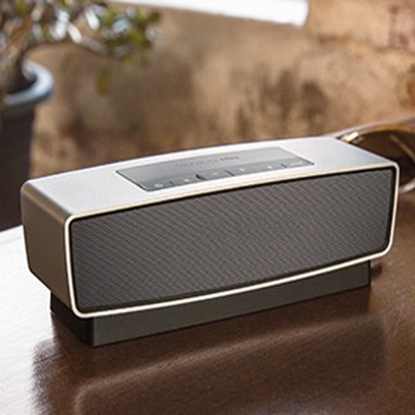 Portable Bluetooth Speaker Mini Altavoz Speakers Dual Bass Parlantes Blutooth 3D Surround Subwoofer Stereo HIFI Caixa De Som Portable Bluetooth Speaker Mini Altavoz Speakers Dual Bass Parlantes Blutooth 3D Surround Subwoofer Stereo HIFI Caixa De Som