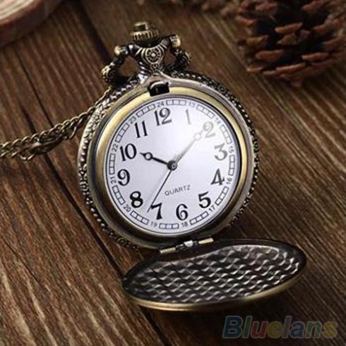 Retro Vintage Unique Bronze Quartz Pendant Chain Necklace Clock Pocket Watch 1K3O