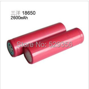 2PCS LOT New 100 Original Sanyo 18650 2600mAh Li ion Rechargeable Battery The Flashlight Btteries Free