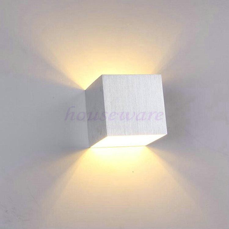 Hot sale AC85-265V Modern LED Wall Lamp With Square Shape 3W Warm White Household Living/ Bed Room Led Aluminum Wall Light wx43