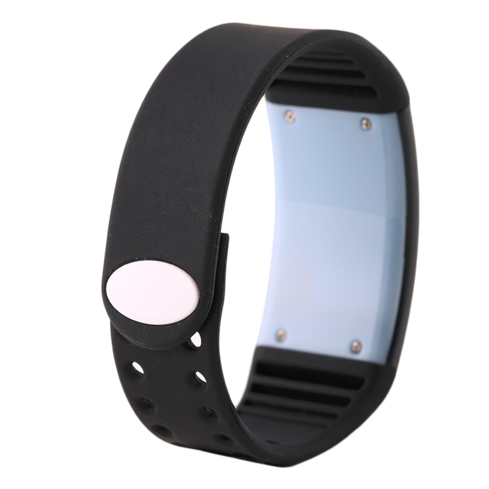 Wholesale New W4e Intelligent 3d Pedometer Watch Smart Band Silicone Bracelet Fitness Led Watch