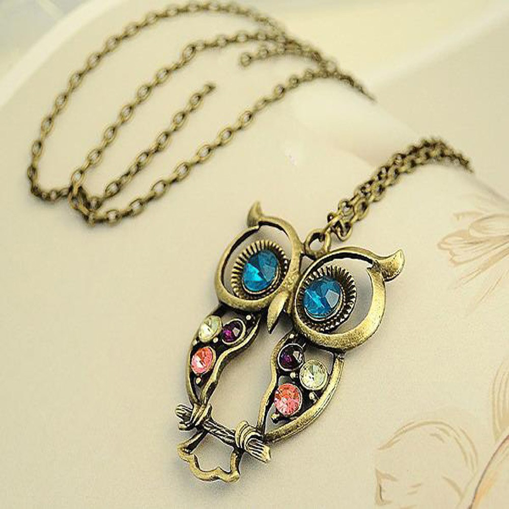 2015 New Fashion Hot Selling Retro Color Block Drill Hollowing Carved Cute Owl Mao Yilian Necklace