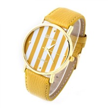 2015 Geneva Famous Brand New Casual Watches Women Watches Fashion Golden Luxury Watch Quartz Watch Relogio