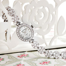 Moda de lujo pulsera corona real rhinestone moderna mesa de señora crystal mira